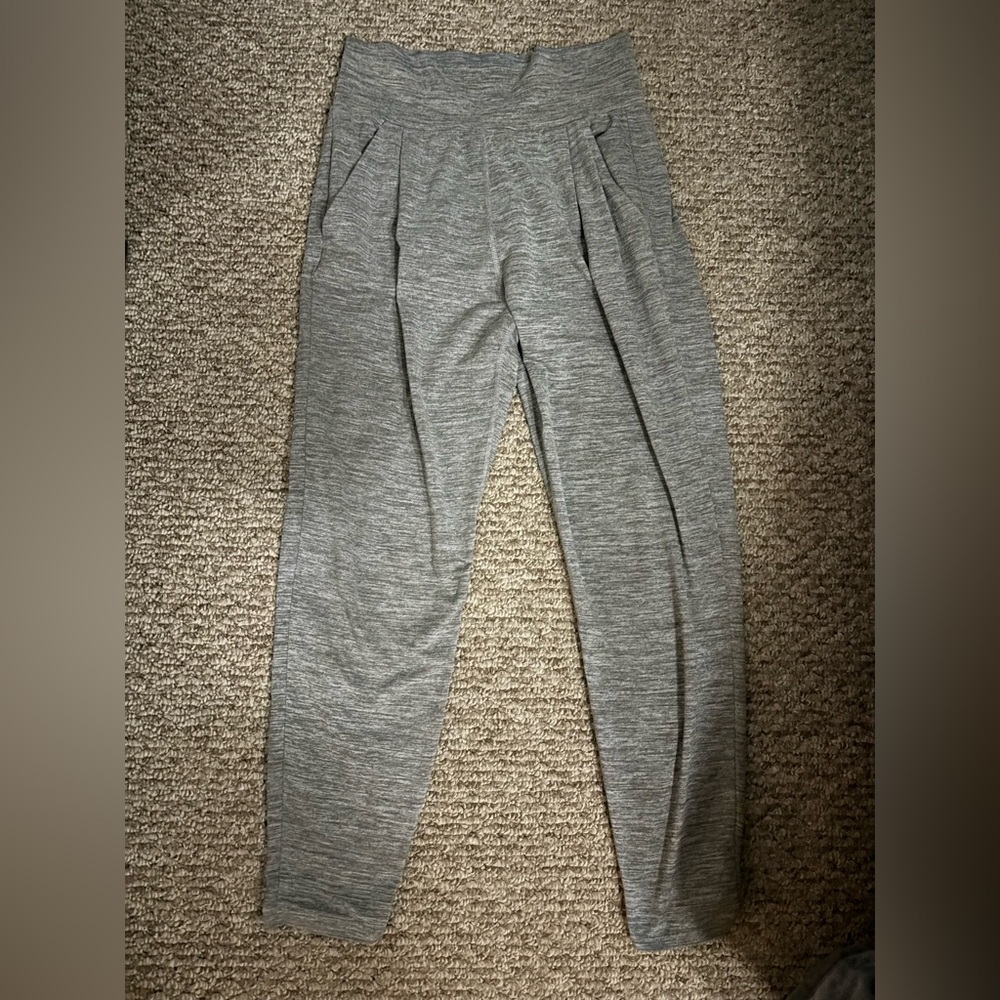 Vuori Women's Gray Track Pants
